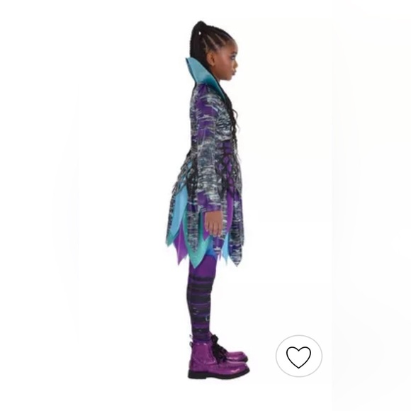 Uliana Descendants 4: The Rise of Red-Medium - Picture 4 of 5